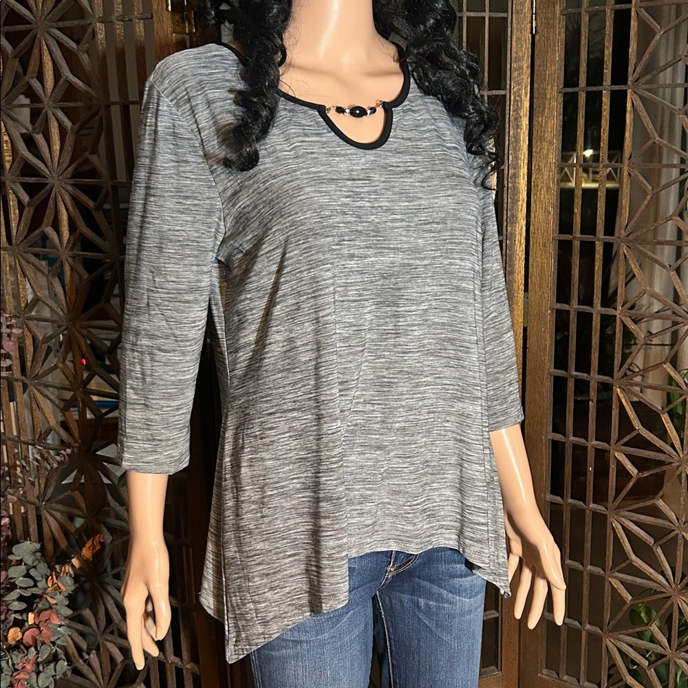 NWT SUSAN LAWRENCE TOP L